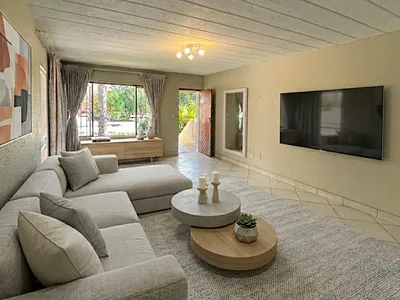 2 Bedroom Apartment For Sale in Sandton - img