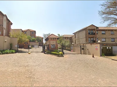 1 Bedroom Apartment For Sale in Carlswald North Estate, Midrand - g5ky.webp