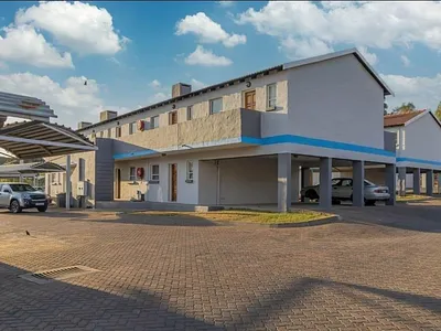 2 Bedroom Apartment For Sale in Springs - rNbX.webp