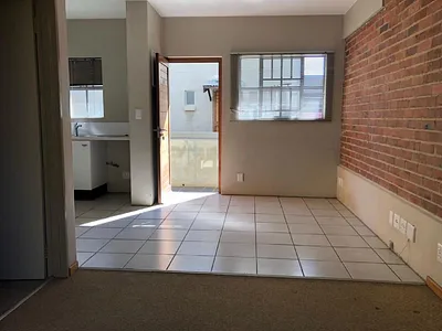 Apartment To Rent in Houghton Estate, Johannesburg - Wxxr.webp