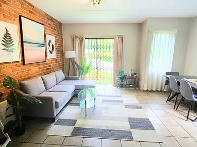 2 Bedroom Apartment For Sale in Johannesburg - G0aE.webp