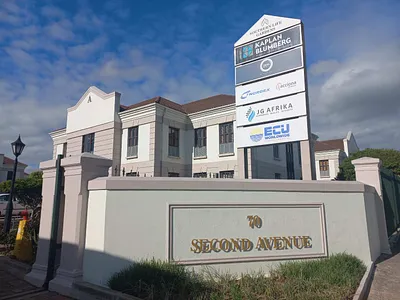 Commercial Property To Rent in Port Elizabeth - rfQ8.webp