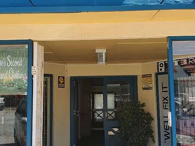 Commercial Property To Rent in Newton Park, Port Elizabeth - duA9.webp
