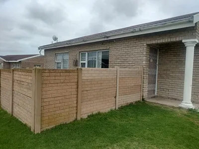 Townhouse To Rent in Bridgemeade, Port Elizabeth - FlqY.webp