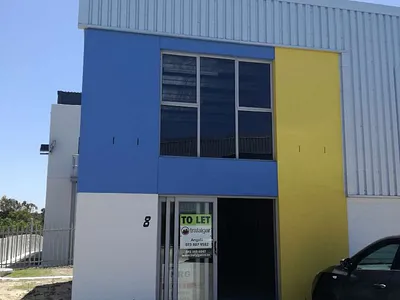 Commercial Property To Rent in Port Elizabeth - zhBu.webp