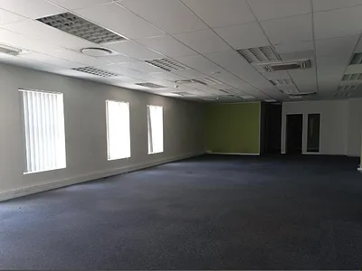 Commercial Property To Rent in Port Elizabeth - 1qhr.webp