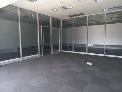 Commercial Property To Rent in Port Elizabeth - img