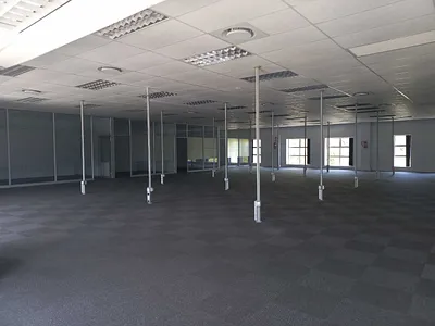 Commercial Property To Rent in Port Elizabeth - img
