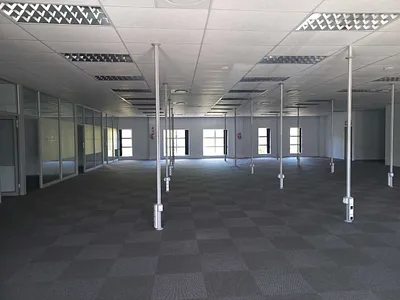 Commercial Property To Rent in Port Elizabeth - sIMJ.webp