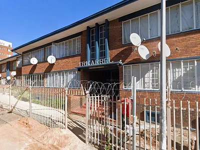 0.5 Bedroom Apartment To Rent in Pretoria - Di7G.webp