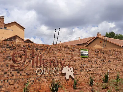 1 Bedroom Apartment To Rent in Carlswald North Estate, Midrand - FbnT.webp