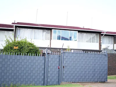 3 Bedroom Apartment To Rent in Pretoria - cfpe.webp