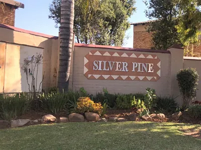 2 Bedroom Townhouse To Rent in Centurion - cmEz.webp