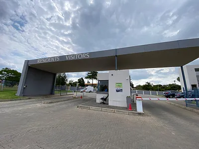 2 Bedroom Apartment For Sale in Midrand - 2MqZ.webp