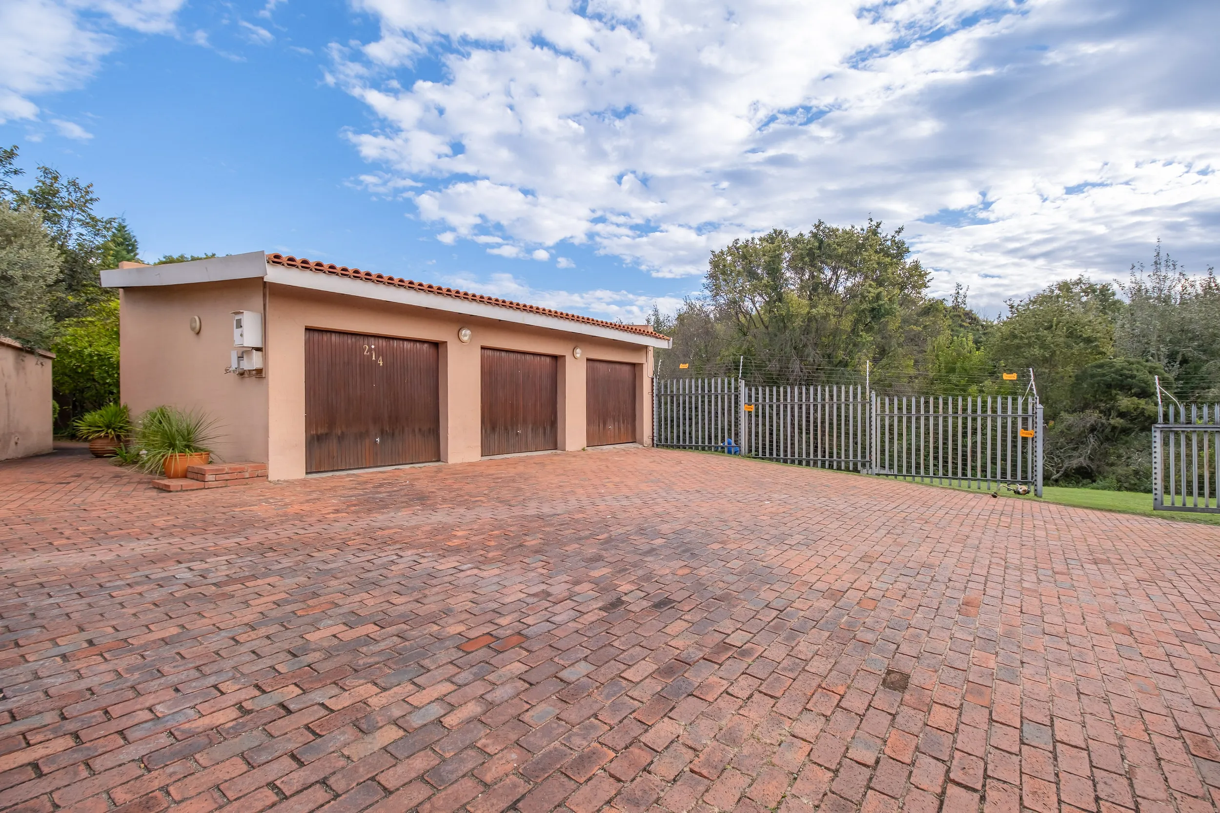 Carousel Indicator - 8QSg.webp