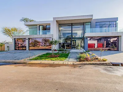 6 Bedroom House For Sale in Hartbeespoort - img