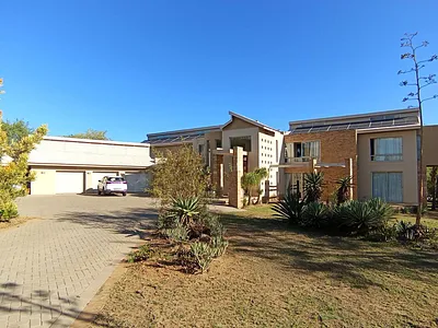 4 Bedroom House For Sale in Midrand - img
