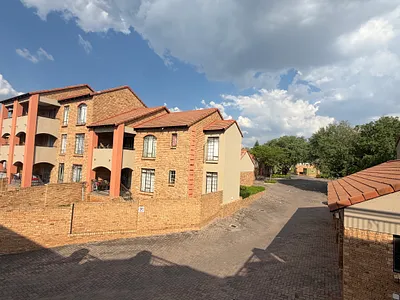 2 Bedroom Apartment To Rent in Midrand - img