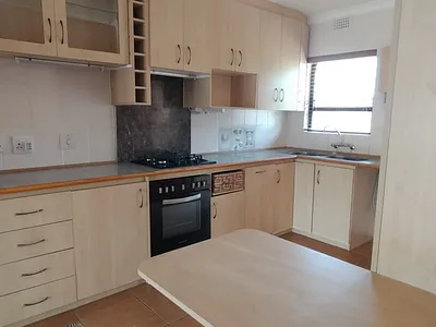 2 Bedroom Townhouse To Rent in Kingsburgh - img