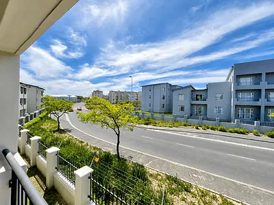 2 Bedroom Apartment To Rent in Milnerton - gGUb.webp