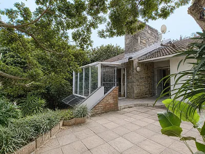 4 Bedroom House For Sale in Tongaat - Zrvw.webp