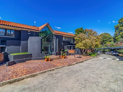 1 Bedroom Apartment For Sale in Bedfordview - xxRH.webp