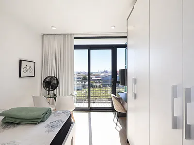 0.5 Bedroom Apartment To Rent in Cape Town - img
