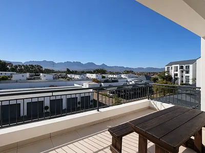 2 Bedroom Apartment To Rent in Somerset West - img