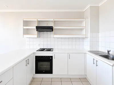 2 Bedroom Townhouse For Sale in Goodwood - 9tRq.webp
