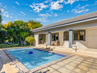 4 Bedroom Townhouse For Sale in Midrand - img