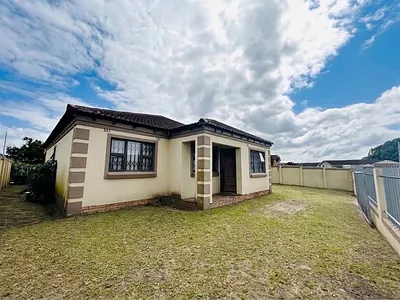 3 Bedroom House For Sale in Richards Bay - FEuv.webp