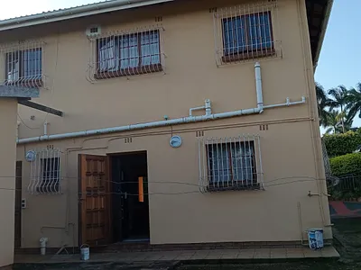 3 Bedroom Apartment For Sale in Empangeni - 59qg.webp
