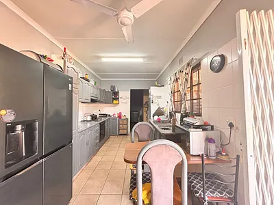 3 Bedroom House For Sale in Empangeni - N5St.webp