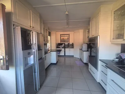 6 Bedroom House For Sale in Richards Bay - pXkt.webp