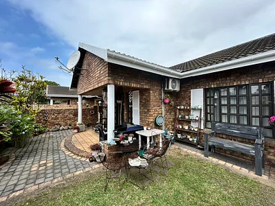 3 Bedroom Apartment For Sale in Richards Bay - wbdC.webp