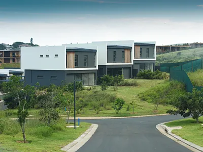 3 Bedroom Apartment For Sale in Ballito - LHBz.webp