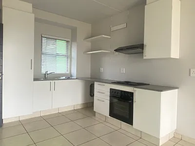 2 Bedroom Apartment For Sale in Ballito - sfiP.webp