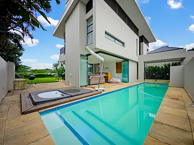 5 Bedroom House For Sale in Zinkwazi Beach - b7EI.webp