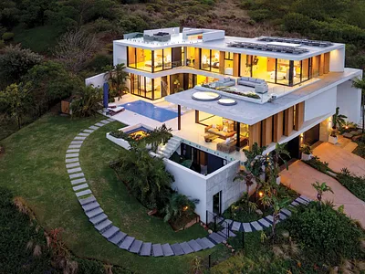 5 Bedroom House For Sale in Ballito - gLUm.webp
