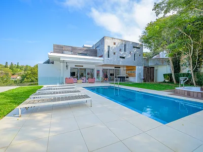 6 Bedroom House For Sale in Ballito - pNWI.webp