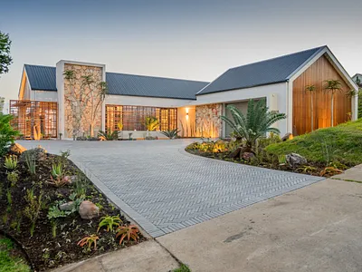 4 Bedroom House For Sale in Ballito - img