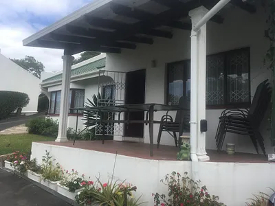 3 Bedroom Townhouse To Rent in Umtentweni, Port Shepstone - YjP0.webp