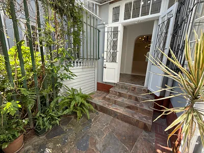 2 Bedroom Apartment For Sale in Durban - UQYd.webp