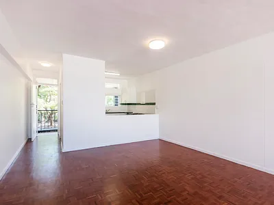 2 Bedroom Apartment To Rent in Craighall Park, Johannesburg - img