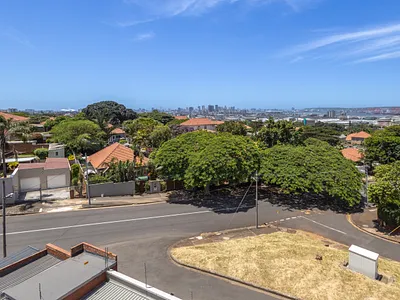 3 Bedroom Apartment For Sale in Glenwood, Durban - szMB.webp