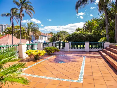 2 Bedroom Apartment For Sale in Durban - oRWm.webp