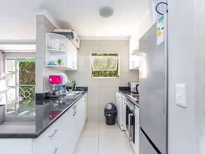 3 Bedroom Apartment For Sale in Cape Town - UAFe.webp