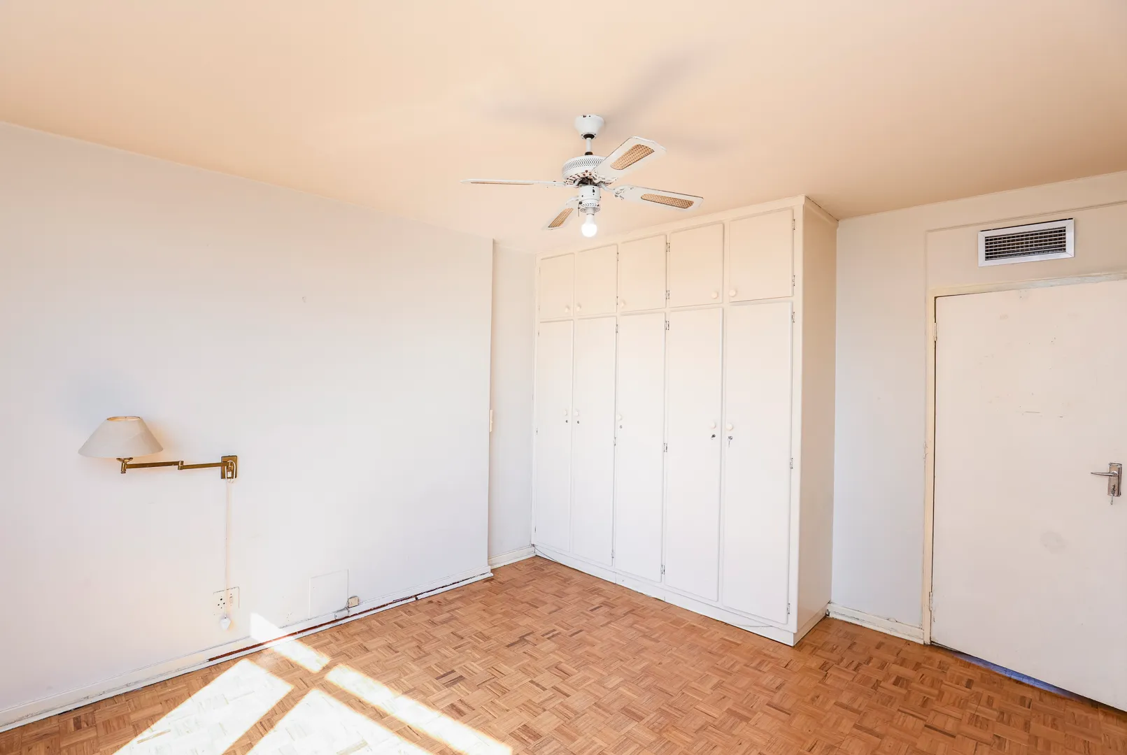 Carousel Indicator - VBWC.webp