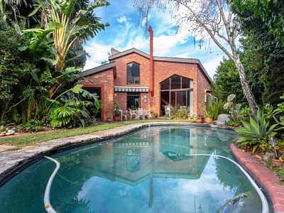 4 Bedroom House For Sale in Cape Town - vTc9.webp