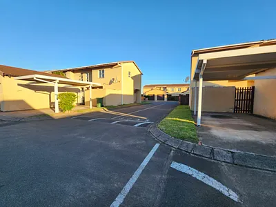 2 Bedroom Apartment For Sale in Richards Bay - RHve.webp